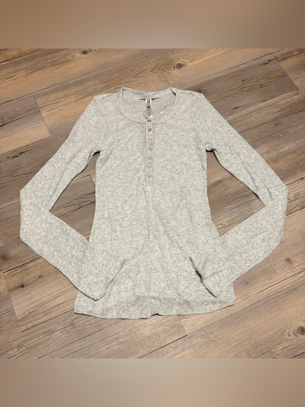 SKiMS Kim Kardashian sheer cotton long sleeve Henley XS new with tags